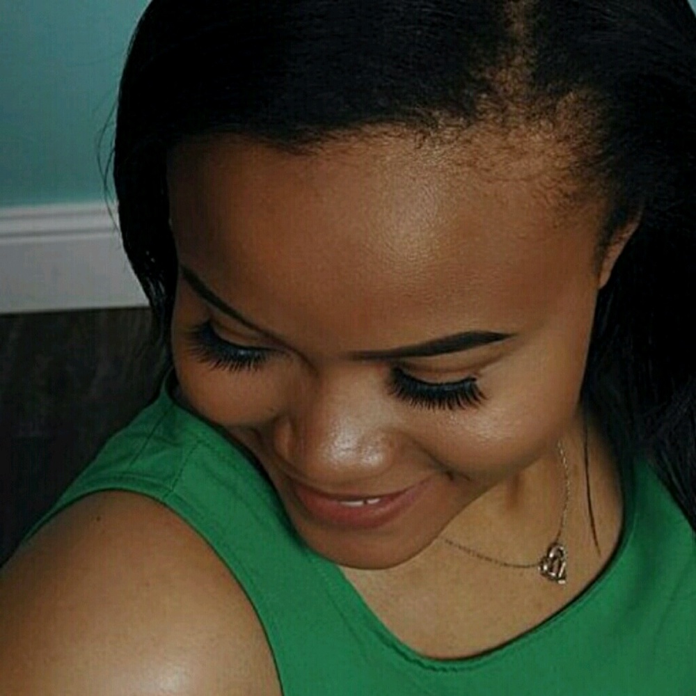 Meet your Posher, Shania